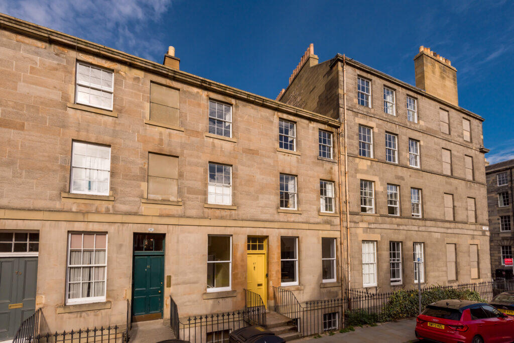 Main image of property: 87 St Stephen Street, Stockbridge, Edinburgh, EH3 5AG