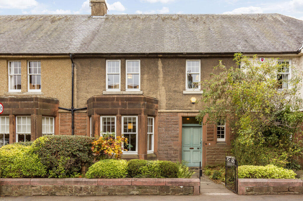Main image of property: Traquair Park West, Corstorphine, Edinburgh, EH12 7AL