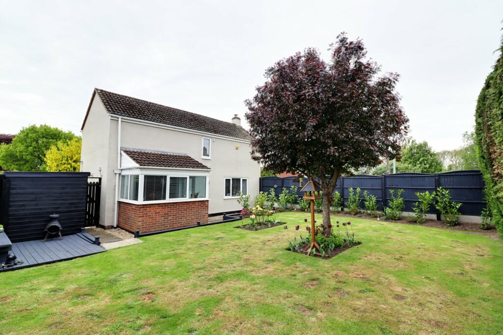 2 bedroom detached house for sale in Haxey Lane, Haxey, Doncaster, DN9