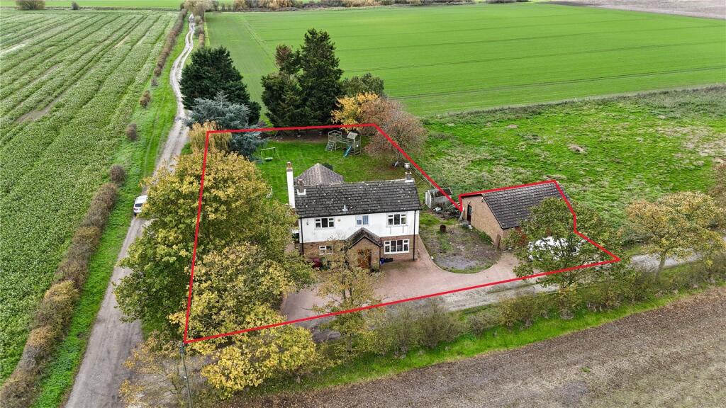 Main image of property: Langholme Lane, Westwoodside, Lincolnshire, DN9