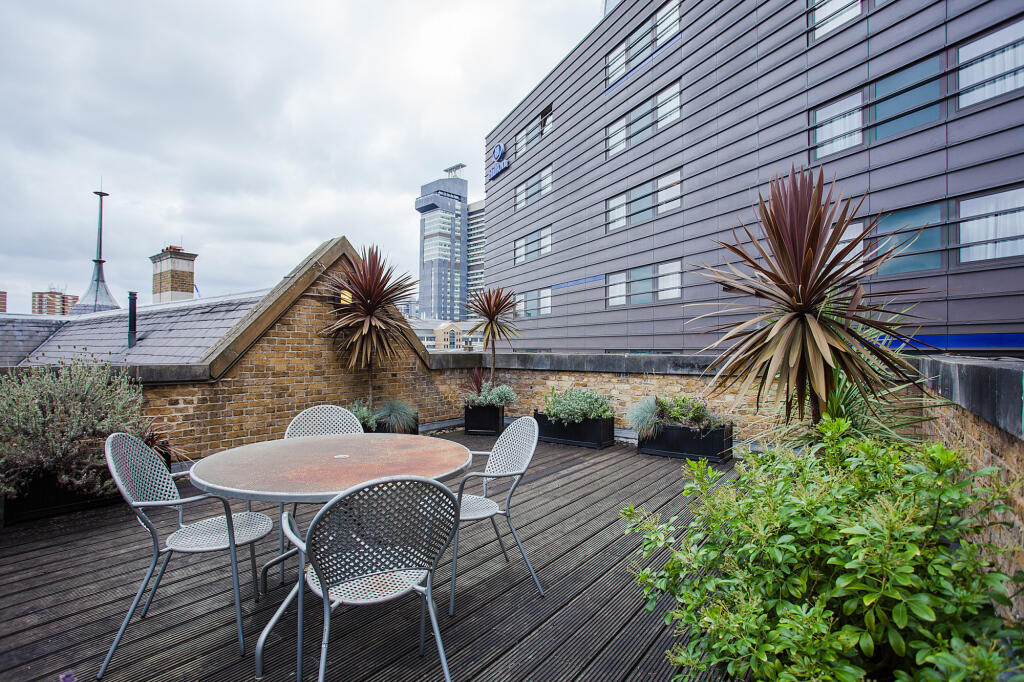 Main image of property: Tooley Street, London, SE1.