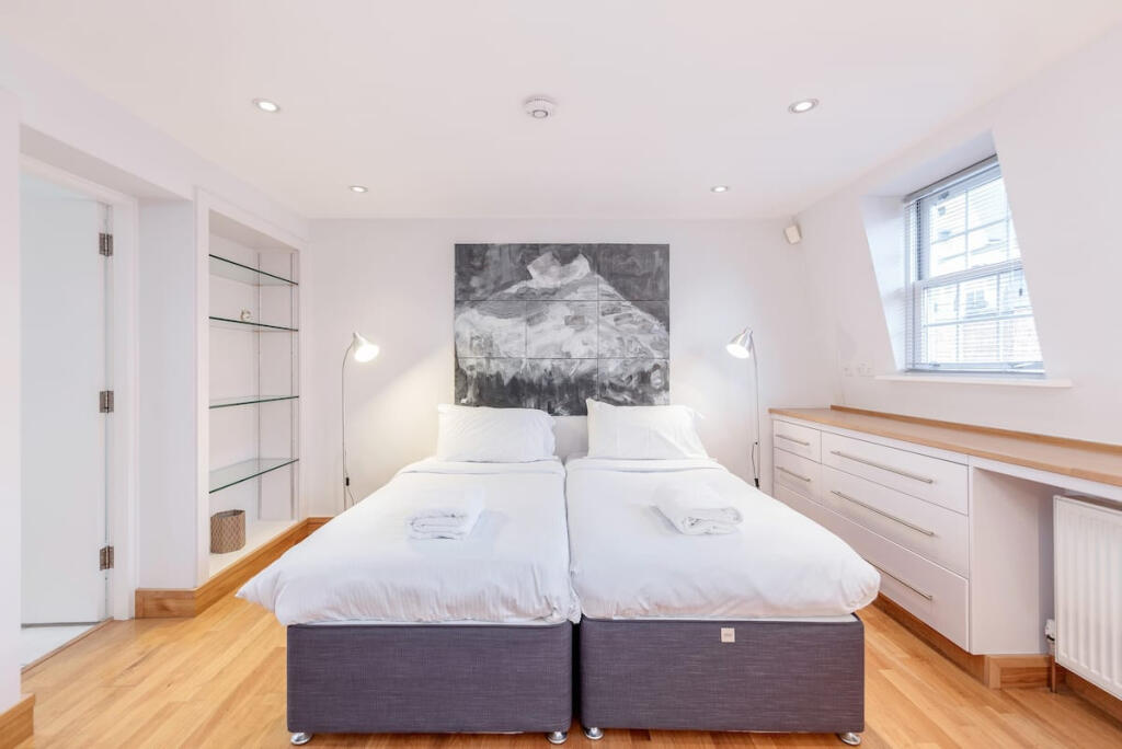 Main image of property: Hatherley Street, London, SW1P.