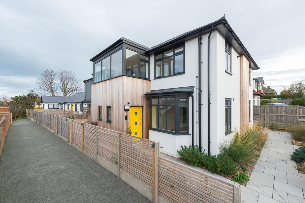 Main image of property: Gloucester Road, Whitstable