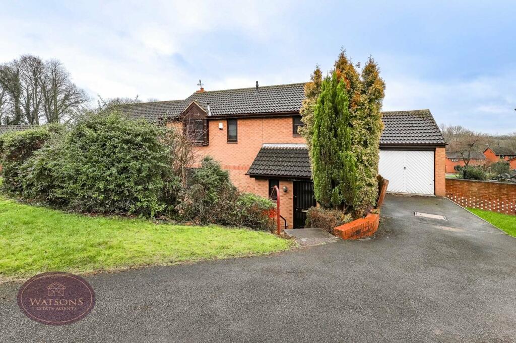 4 bedroom detached house for sale in Haydock Close, Kimberley, Nottingham, NG16