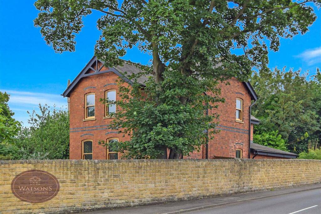 4 bedroom detached house for sale in Main Street, Linby, Nottingham, NG15