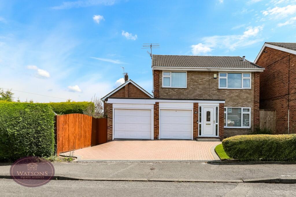 4 bedroom detached house for sale in Brunel Avenue, Newthorpe