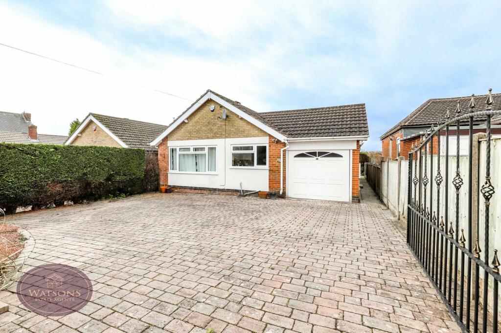 2 bedroom detached bungalow for sale in Plainspot Road, Brinsley