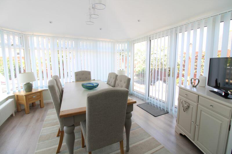 3 bedroom detached bungalow for sale in Merlin Drive, Sandy, SG19