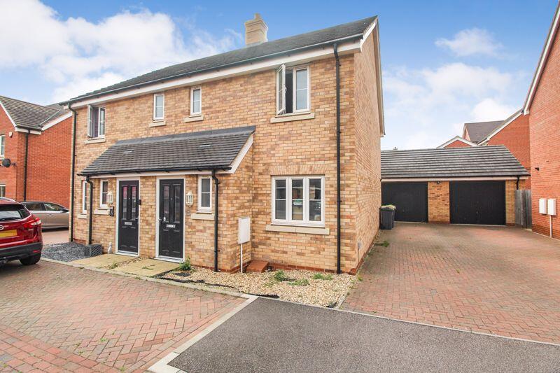 Main image of property: Radcliffe Mews, New Cardington, MK42