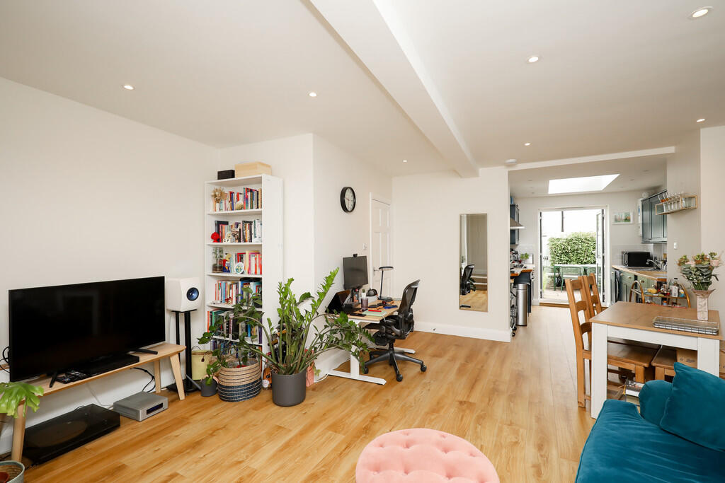 Main image of property: Pagoda Avenue, Richmond