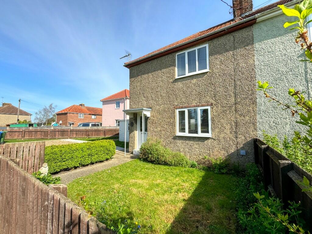 3 bedroom end of terrace house for rent in Mount Pleasant, Halesworth