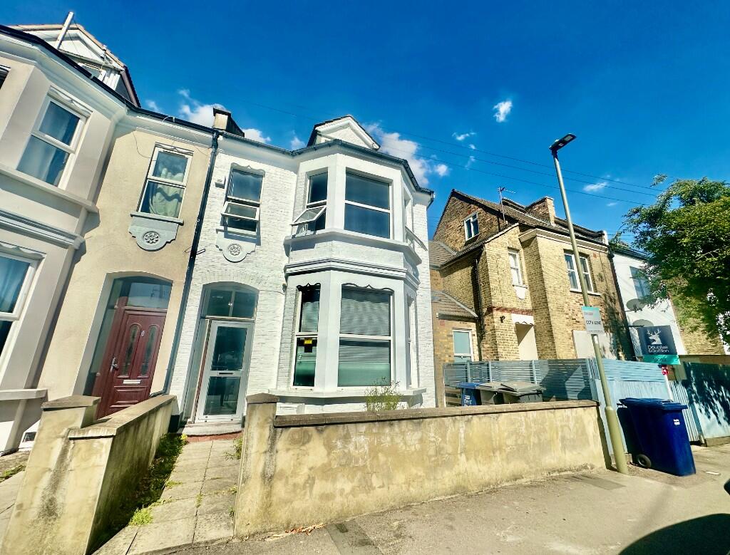 Main image of property: Oak Grove, London, NW2