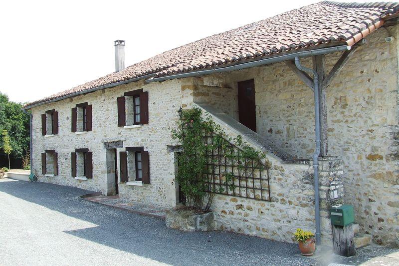 6 bedroom house for sale in Poitoucharentes, Charente, Stlaurentde
