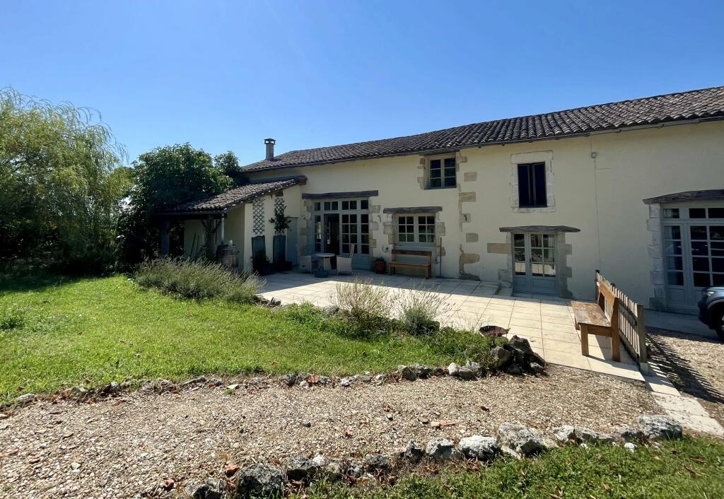 7 bedroom house for sale in Aquitaine, Dordogne, SaintMéarddeGurçon