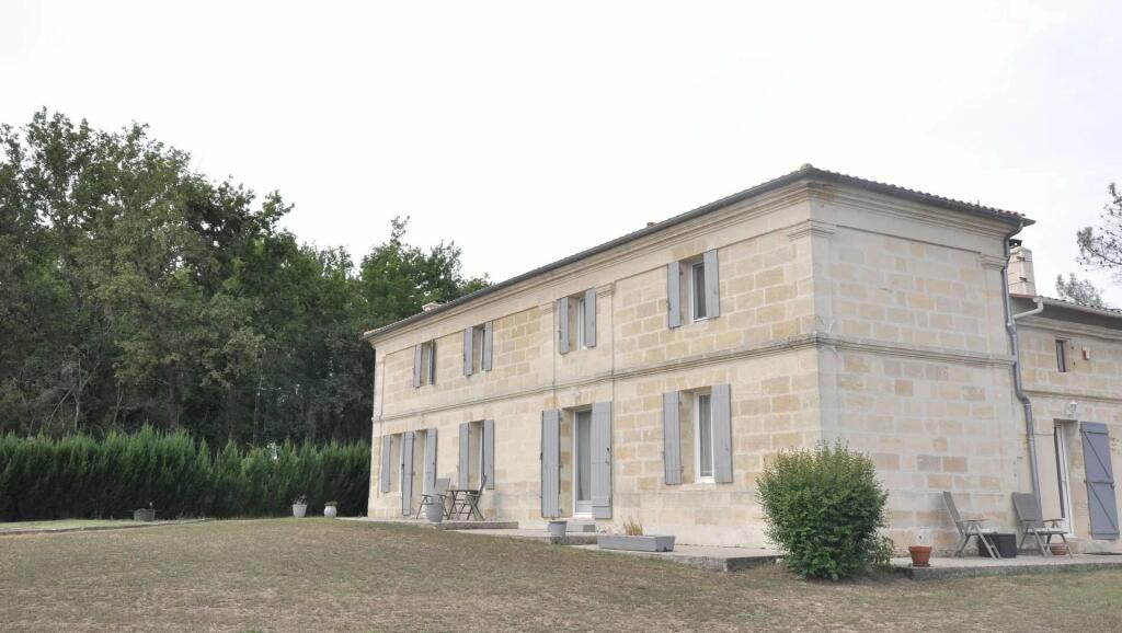 house for sale in Aquitaine, Gironde...