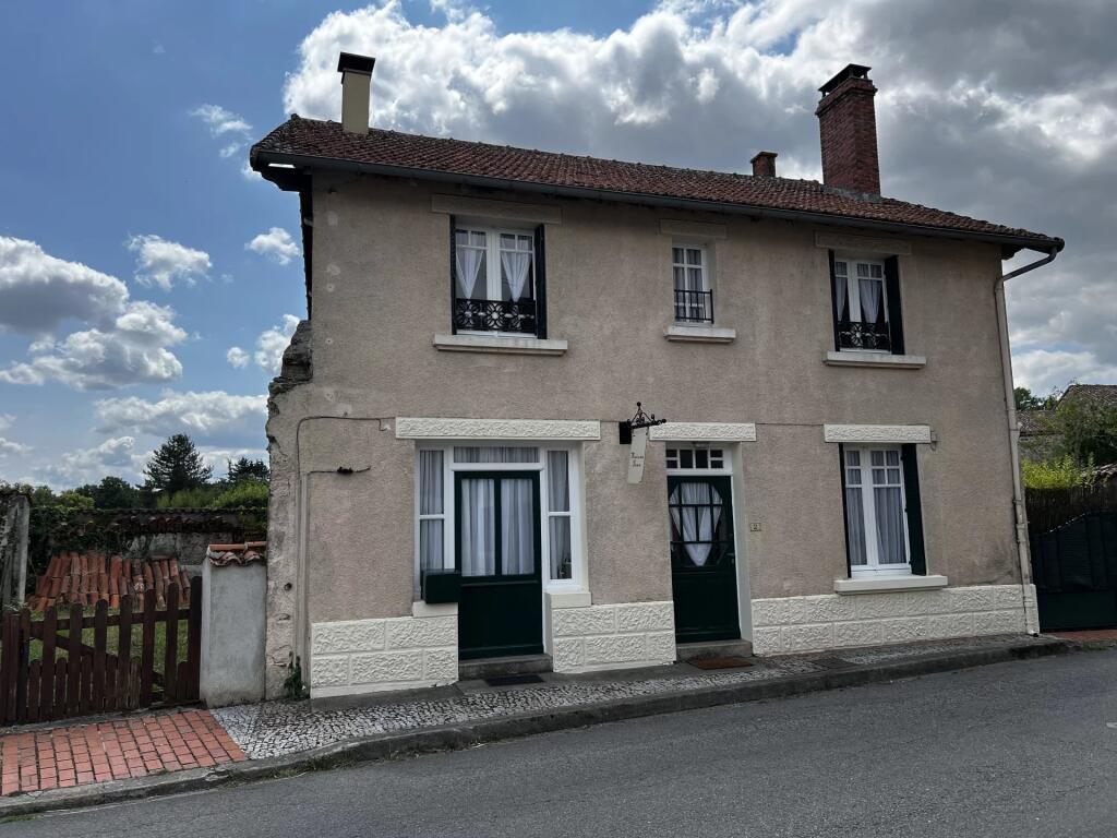 Main image of property: Poitou-Charentes, Charente, Abzac