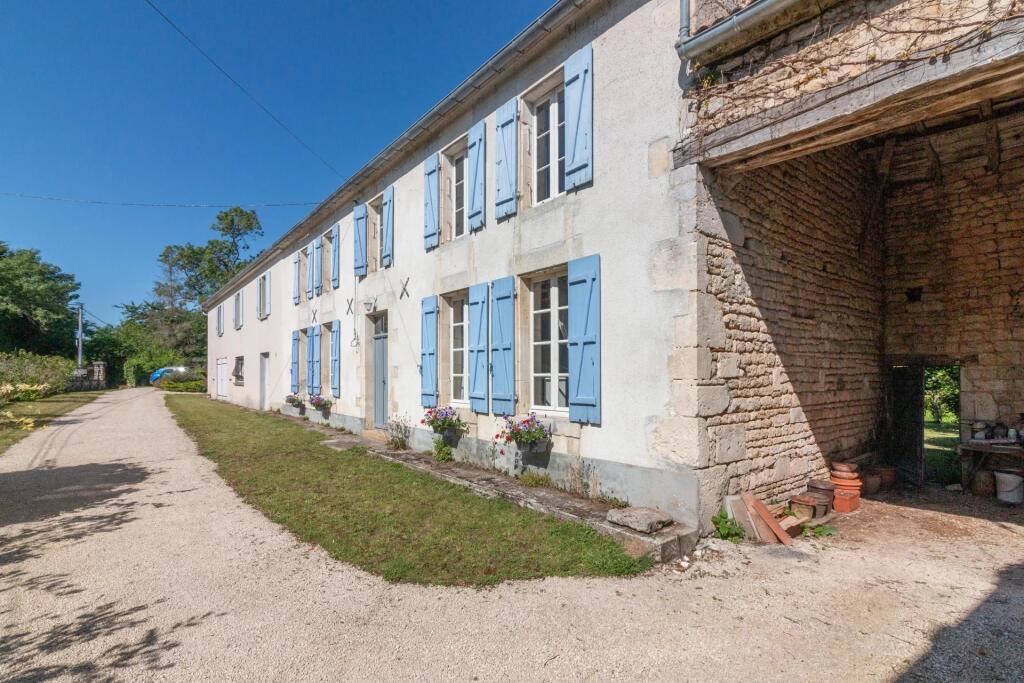 Main image of property: Poitou-Charentes, Charente, Rouillac