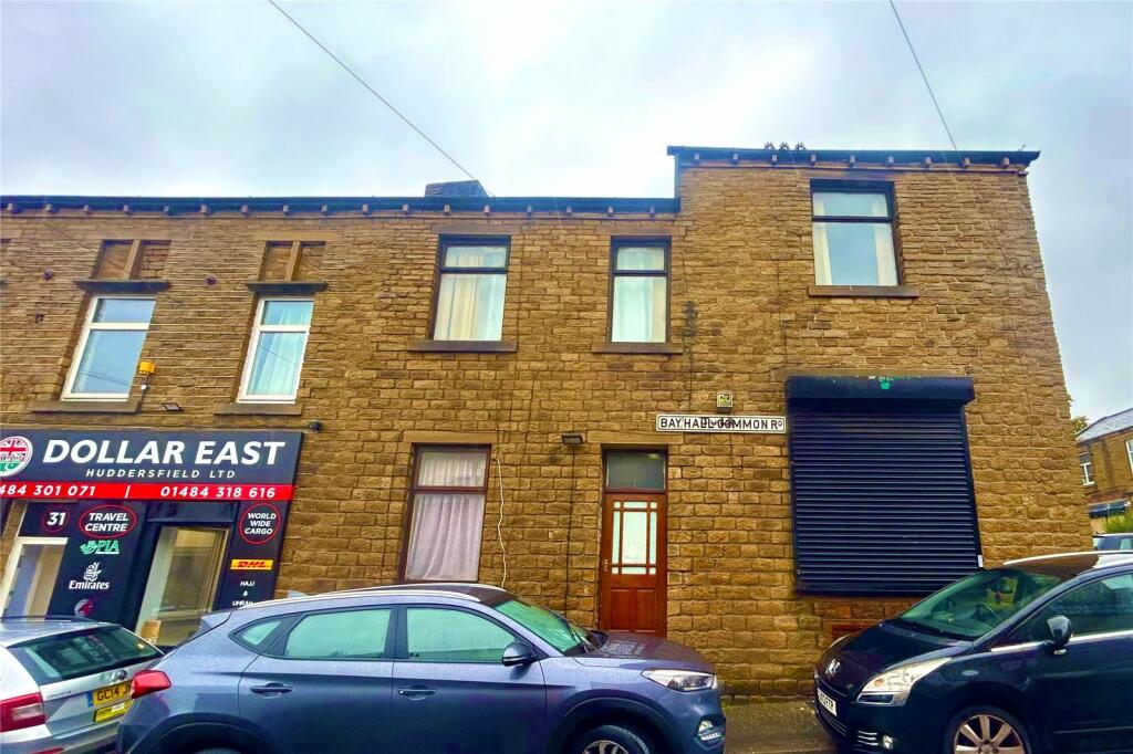 3 bedroom terraced house for sale in Bay Hall Common Road, Birkby