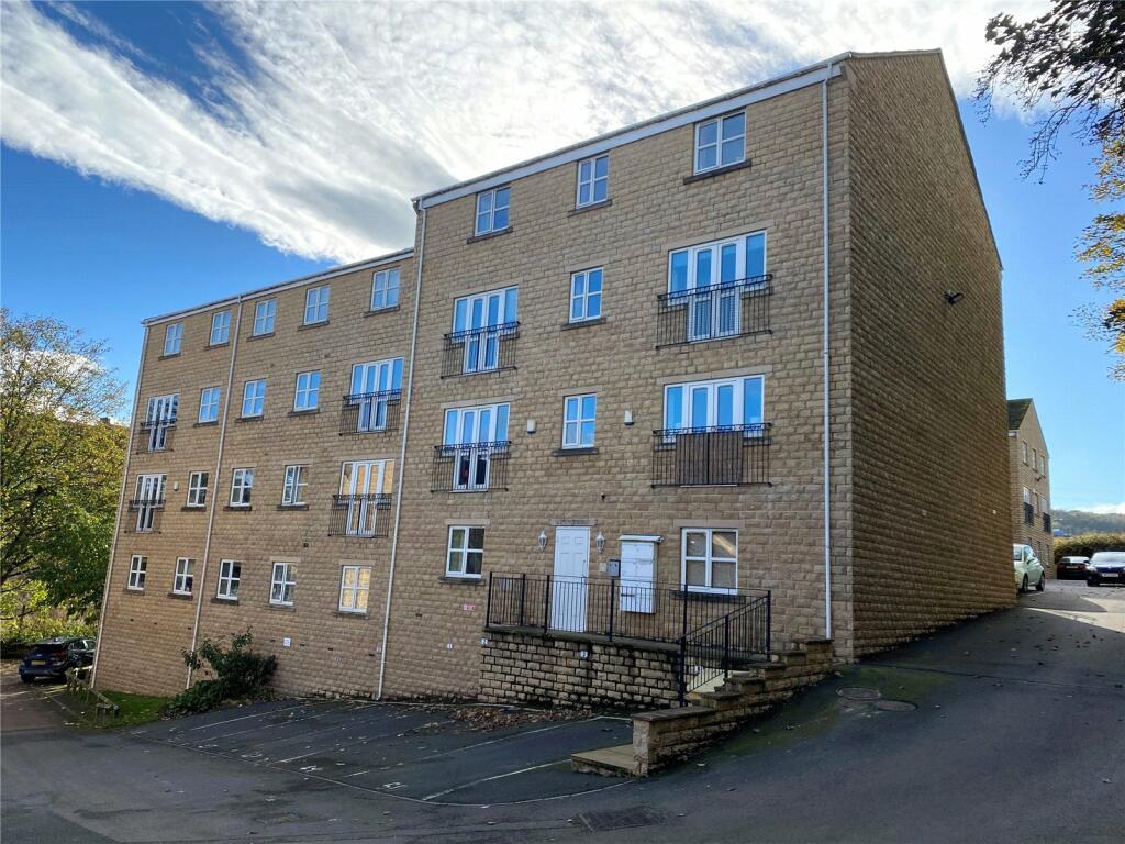 2 bedroom apartment for sale in Mount Lane, Brighouse, West Yorkshire, HD6