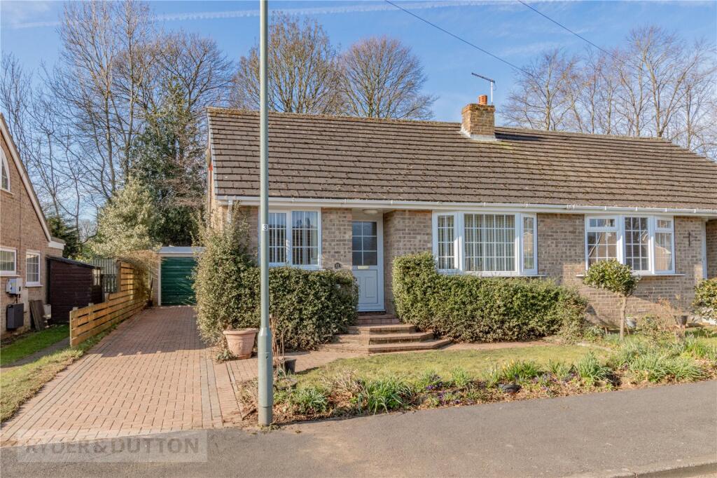 Main image of property: Kirkwood Drive, Lindley, Huddersfield, West Yorkshire, HD3