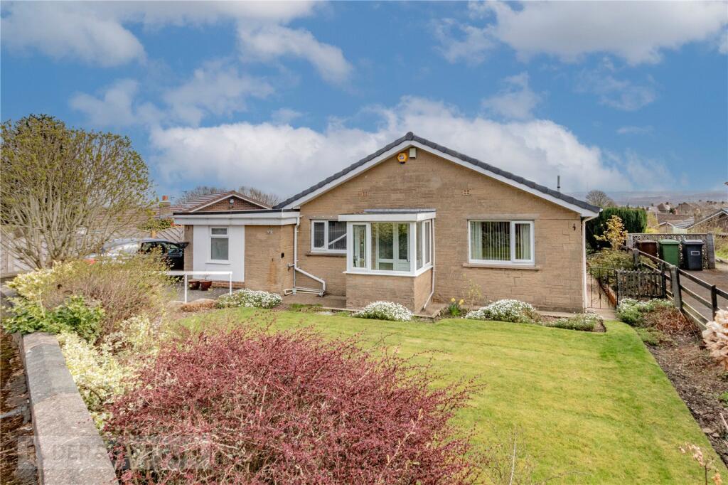 Main image of property: Gleneagles Way, Fixby, Huddersfield, West Yorkshire, HD2