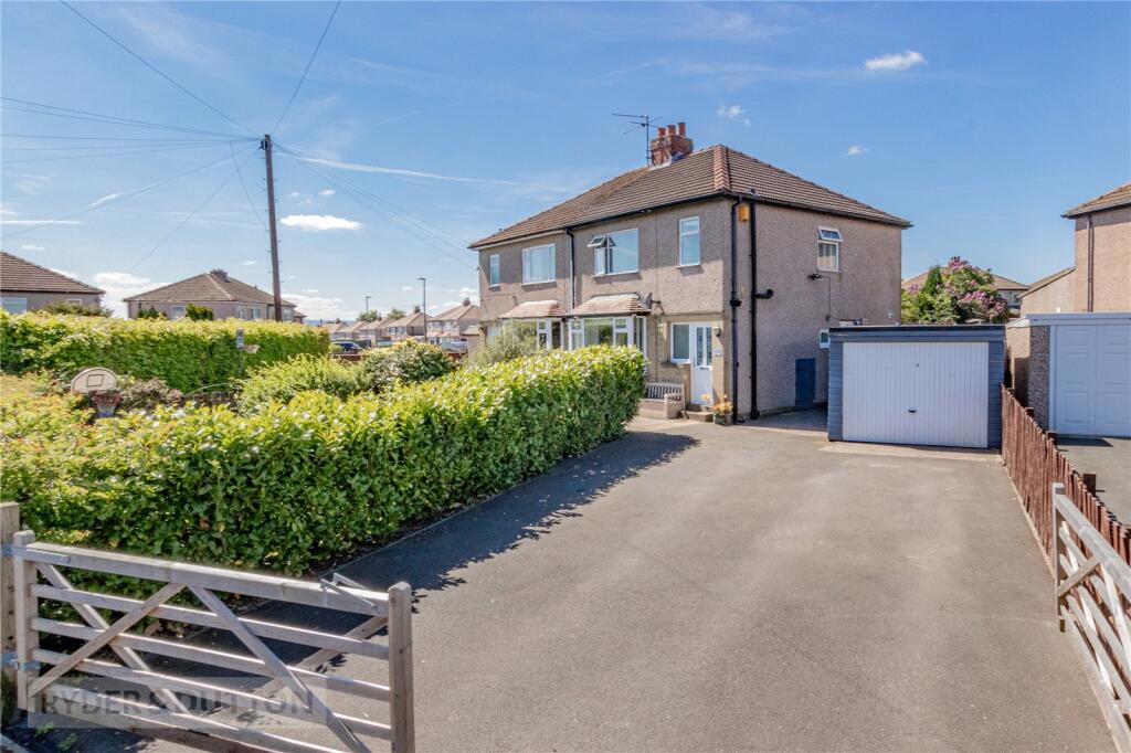 Main image of property: Goldington Avenue, Huddersfield, West Yorkshire, HD3
