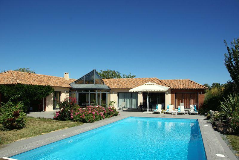 4 bedroom bungalow  for sale in Aquitaine  Dordogne 