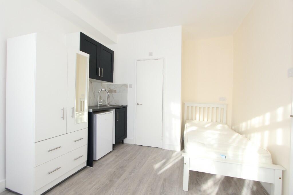 Main image of property: Woodville Gardens, London, NW11