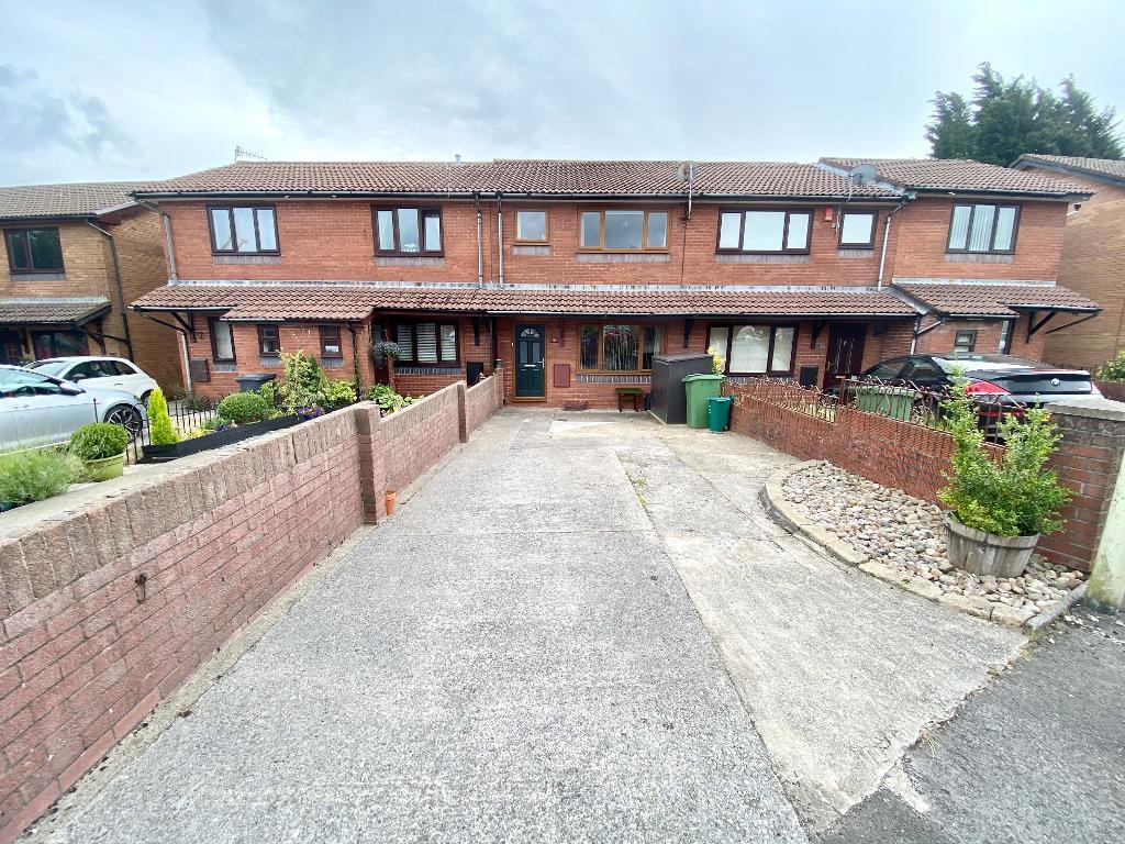 3 bedroom terraced house for sale in Briar way, Hirwaun, Aberdare, CF44