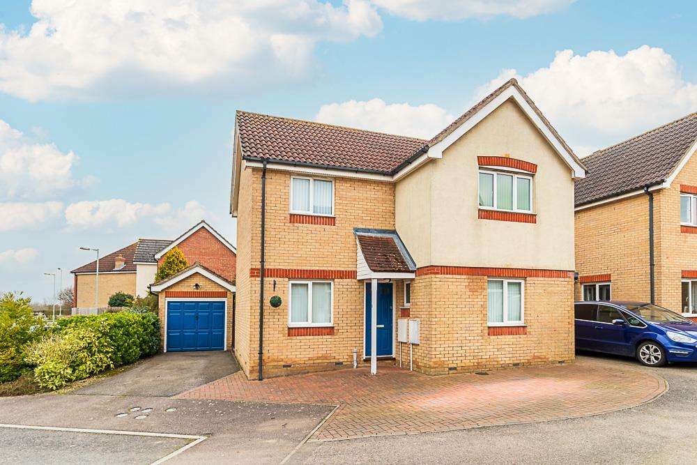 3 bedroom detached house for sale in White Caville, Haverhill, CB9