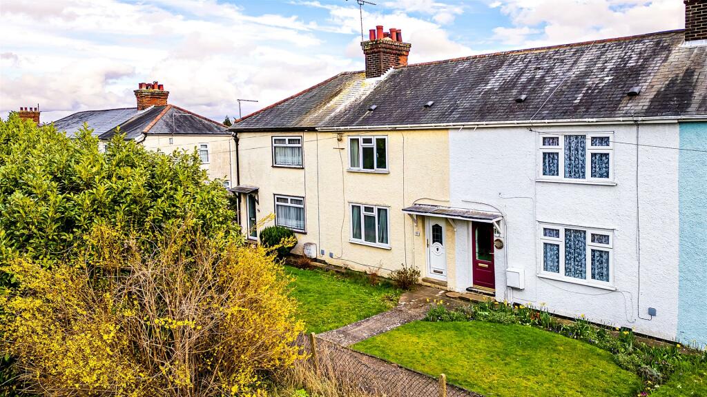 3 bedroom terraced house for sale in Crowland Road, Haverhill, CB9