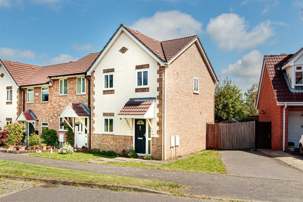 3 bedroom semi-detached house for sale in Atterton Road, Haverhill, CB9