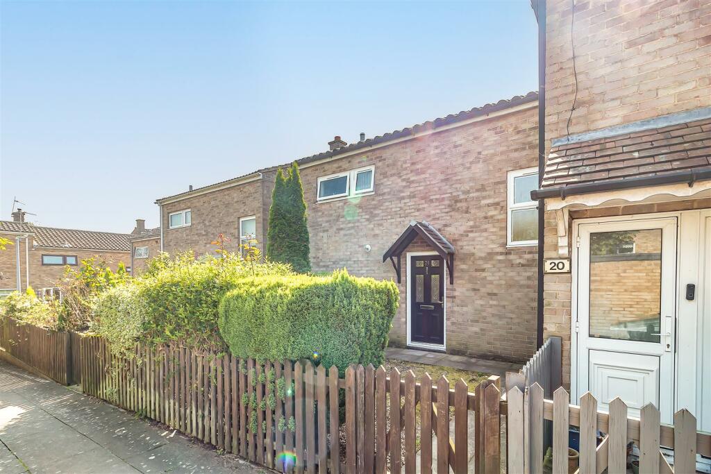 3 bedroom terraced house for sale in Abercorn Court, Haverhill, CB9