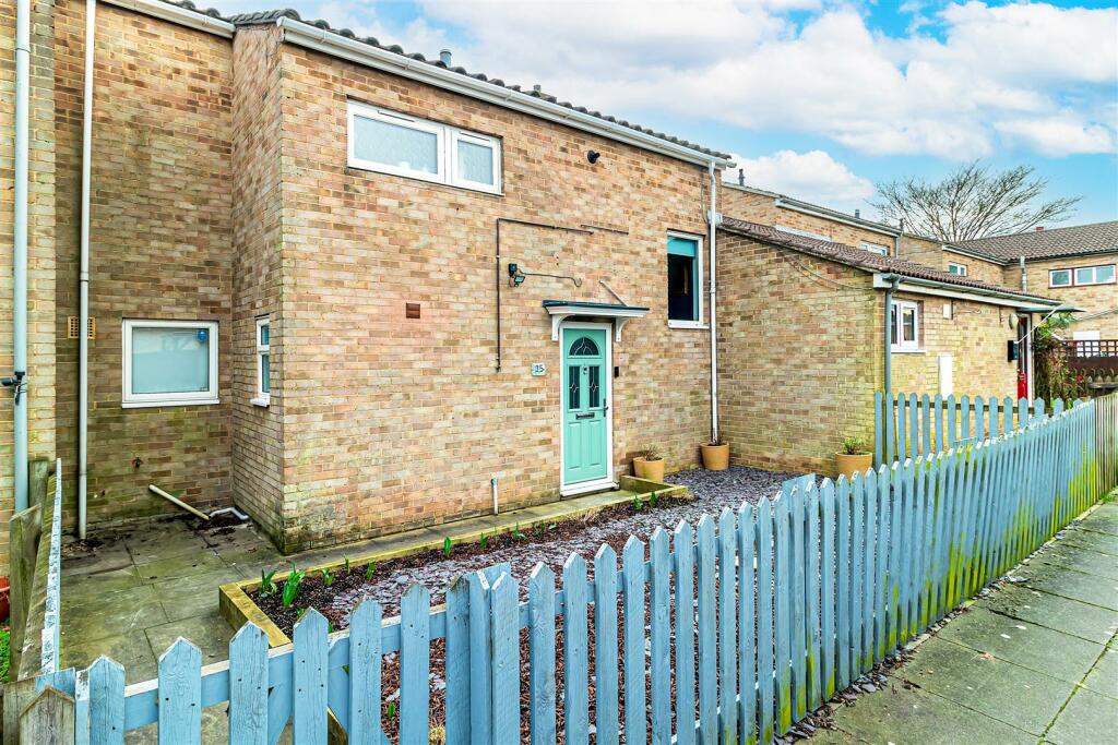 3 bedroom terraced house for sale in Abercorn Court, Haverhill, CB9
