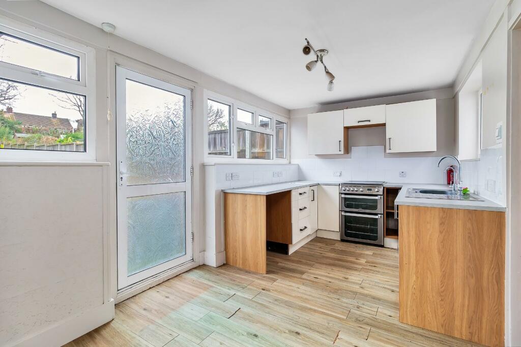 Additional property image - Hamlet Road, Haverhill