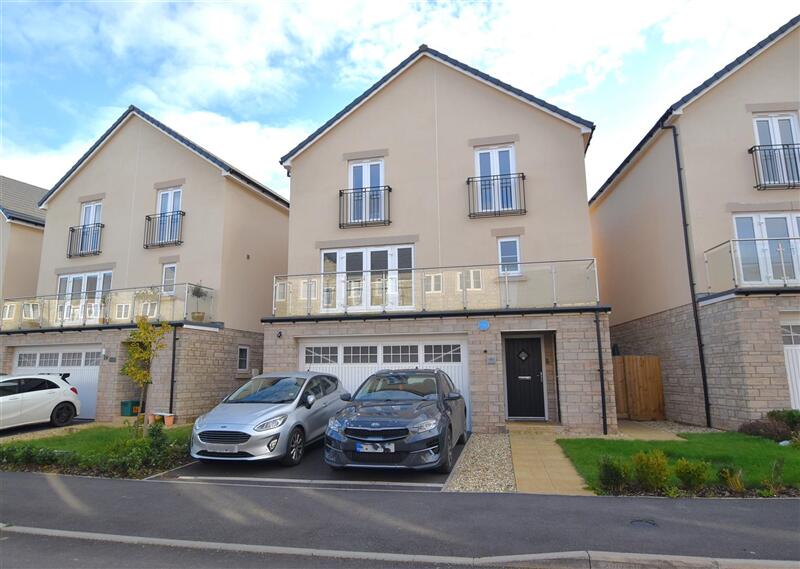 4 bedroom detached house for sale in Oxleaze Way, Paulton Village, BS39