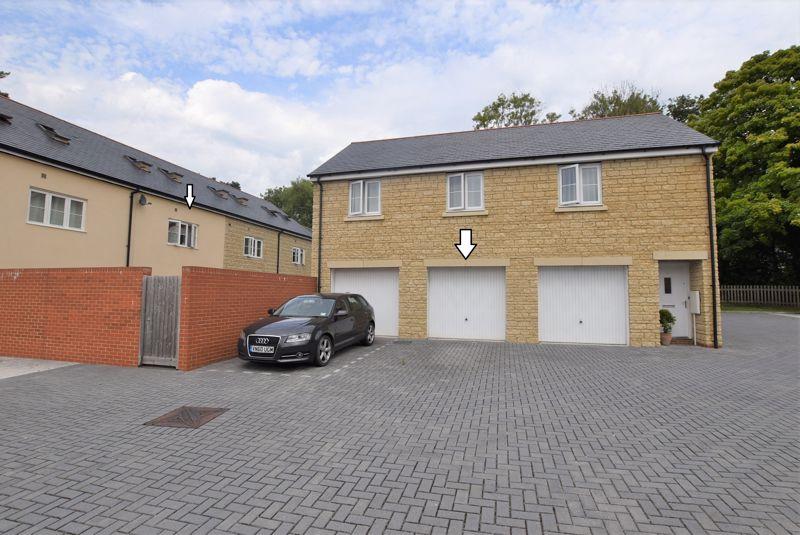3 bedroom terraced house for sale in Frome Road, Radstock, BA3