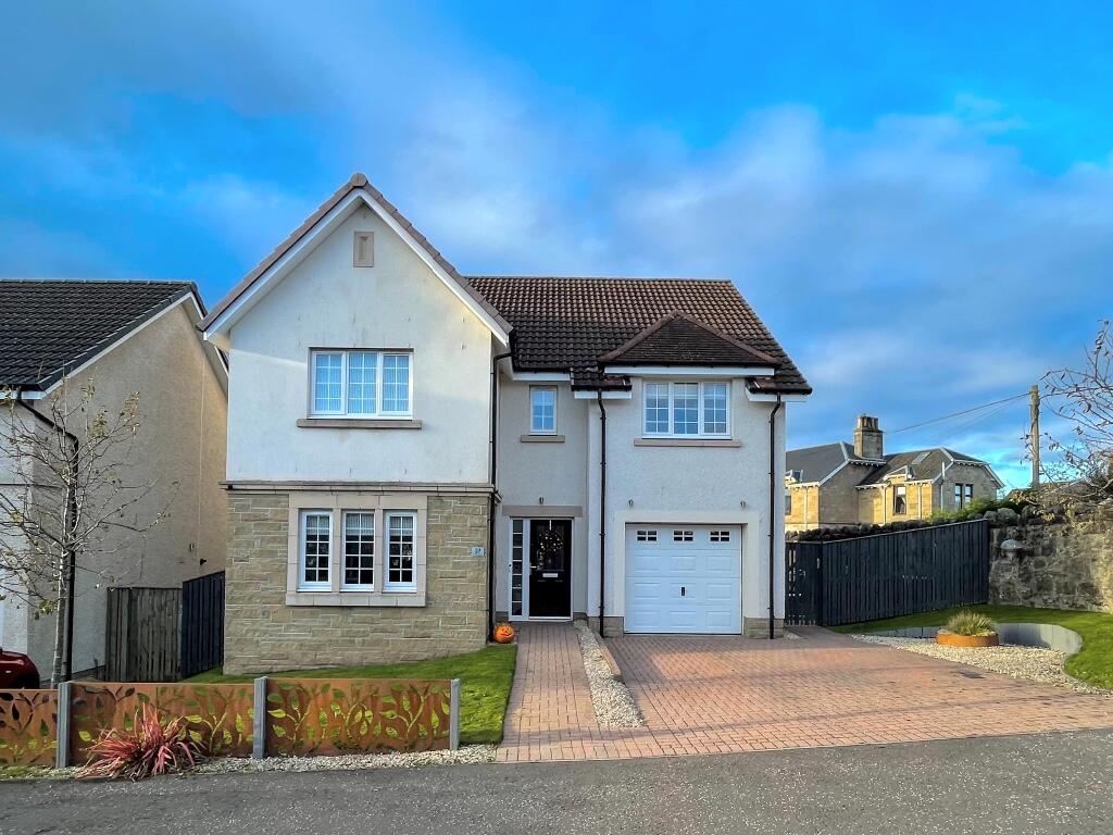 5 bedroom detached house for sale in 27 Young Crescent, Kinnaird