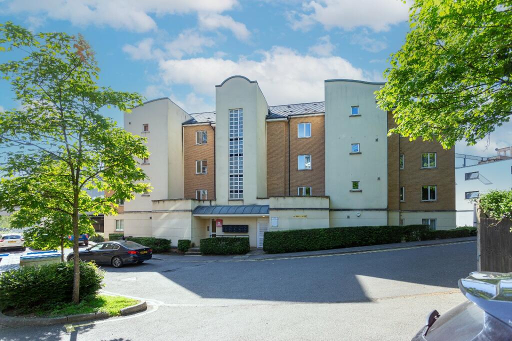 1 bedroom apartment for sale in Selden Hill, Hemel Hempstead ...