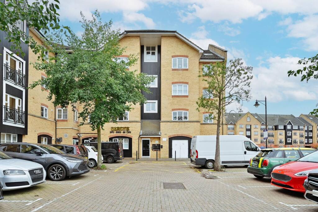 Main image of property: Dickinson Quay, Apsley, Hemel Hempstead, HP3
