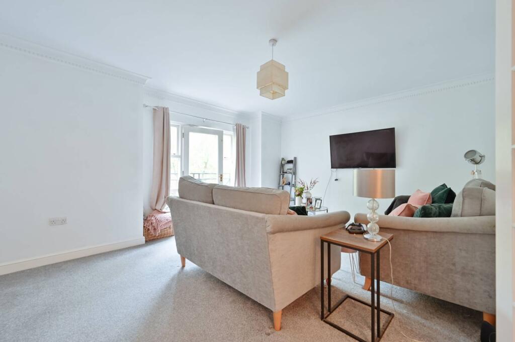 Main image of property: Dickinson Quay, Apsley, Hemel Hempstead, HP3