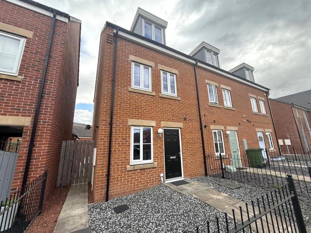 Main image of property: Sculptor Crescent, Stockton-On-Tees