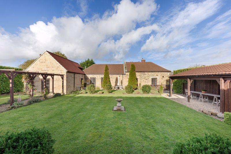 5 bedroom detached house for sale in The Stables, High Clifton, Morpeth