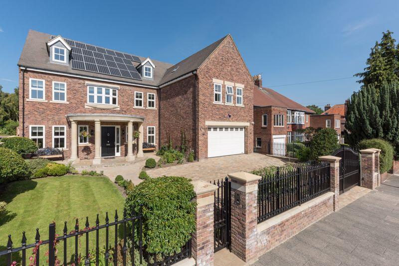 Main image of property: Kenton House, Kenton Avenue, Gosforth, Newcastle upon Tyne