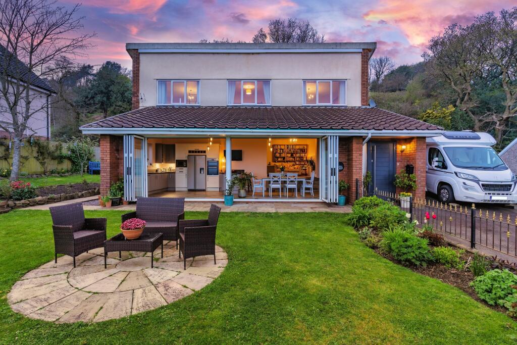 Additional property image - Hillcrest, Erw Hir, Llantrisant, Pontyclun