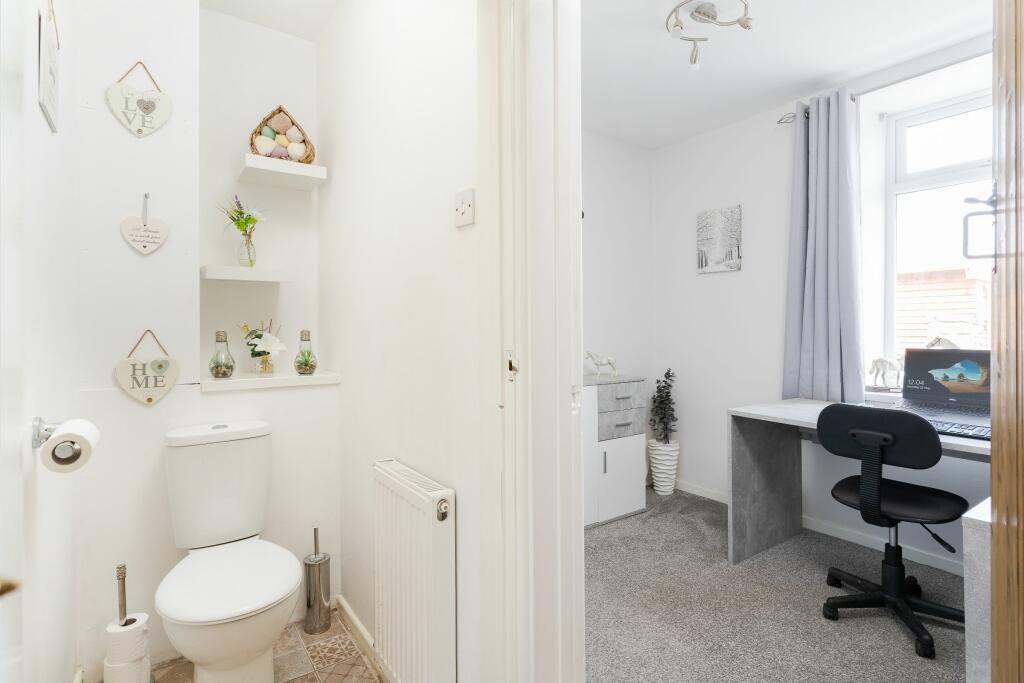 Additional property image - Cae'r Ysgol Farm, Tonyrefail, Porth