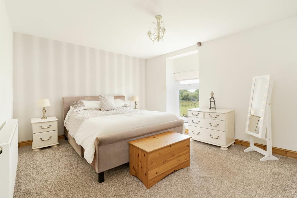 Additional property image - Cae'r Ysgol Farm, Tonyrefail, Porth