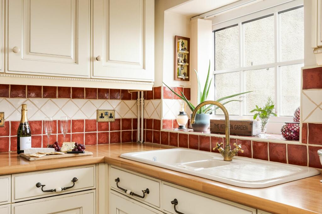 Additional property image - The Laurels, High Street, Llantrisant, Pontyclun