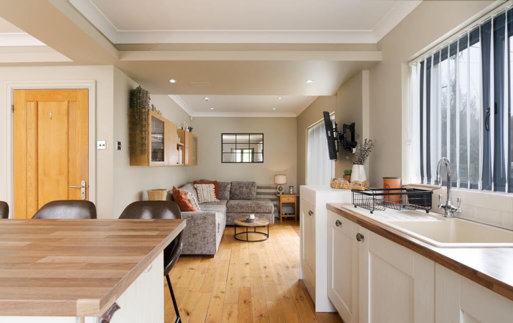Additional property image - Robgill, Gwern-Y-Steeple, Peterston-Super-Ely