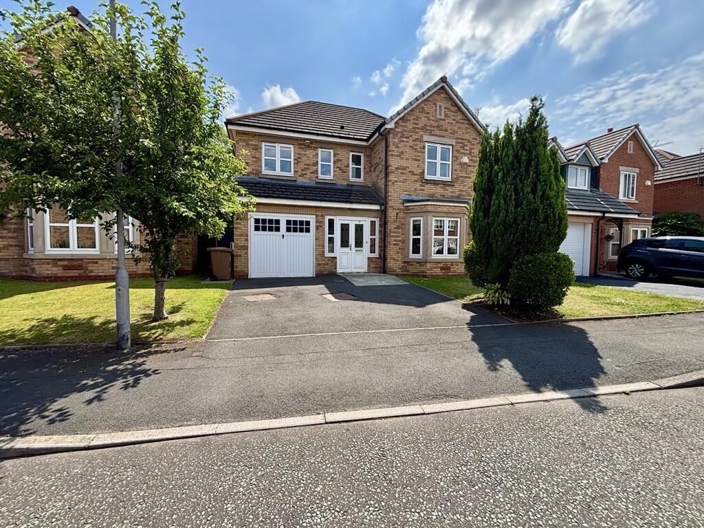 Main image of property: Begonia Gardens , New Bold , St Helens